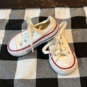 White Converse, all stars size 5 Baby